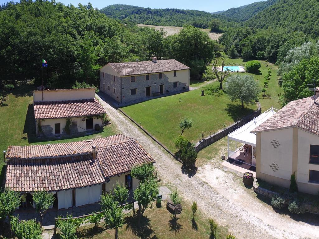 Agriturismo La Ferraia Pianello  Luaran gambar