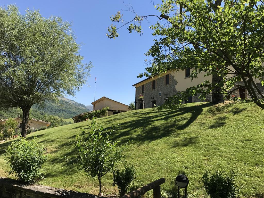 Agriturismo La Ferraia Pianello  Luaran gambar