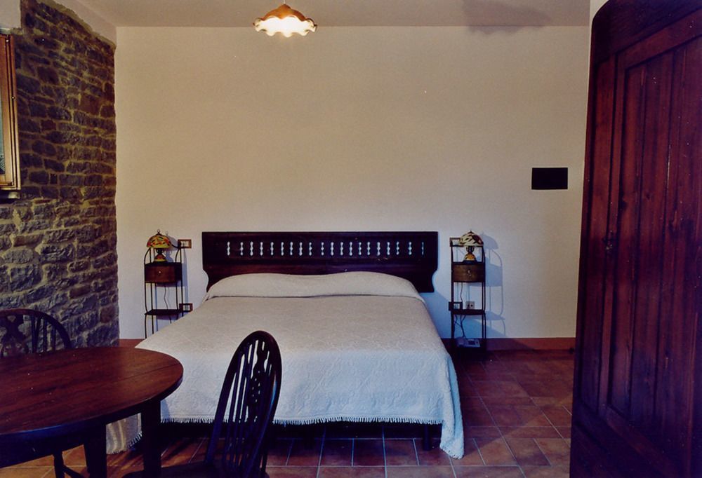 Agriturismo La Ferraia Pianello  Luaran gambar