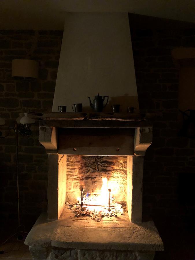 Agriturismo La Ferraia Pianello  Luaran gambar
