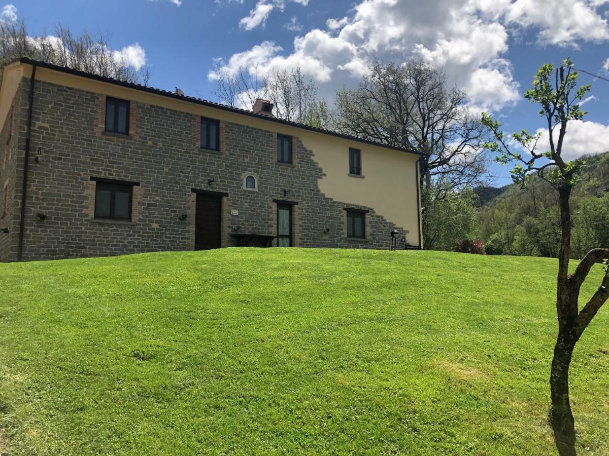 Agriturismo La Ferraia Pianello  Luaran gambar