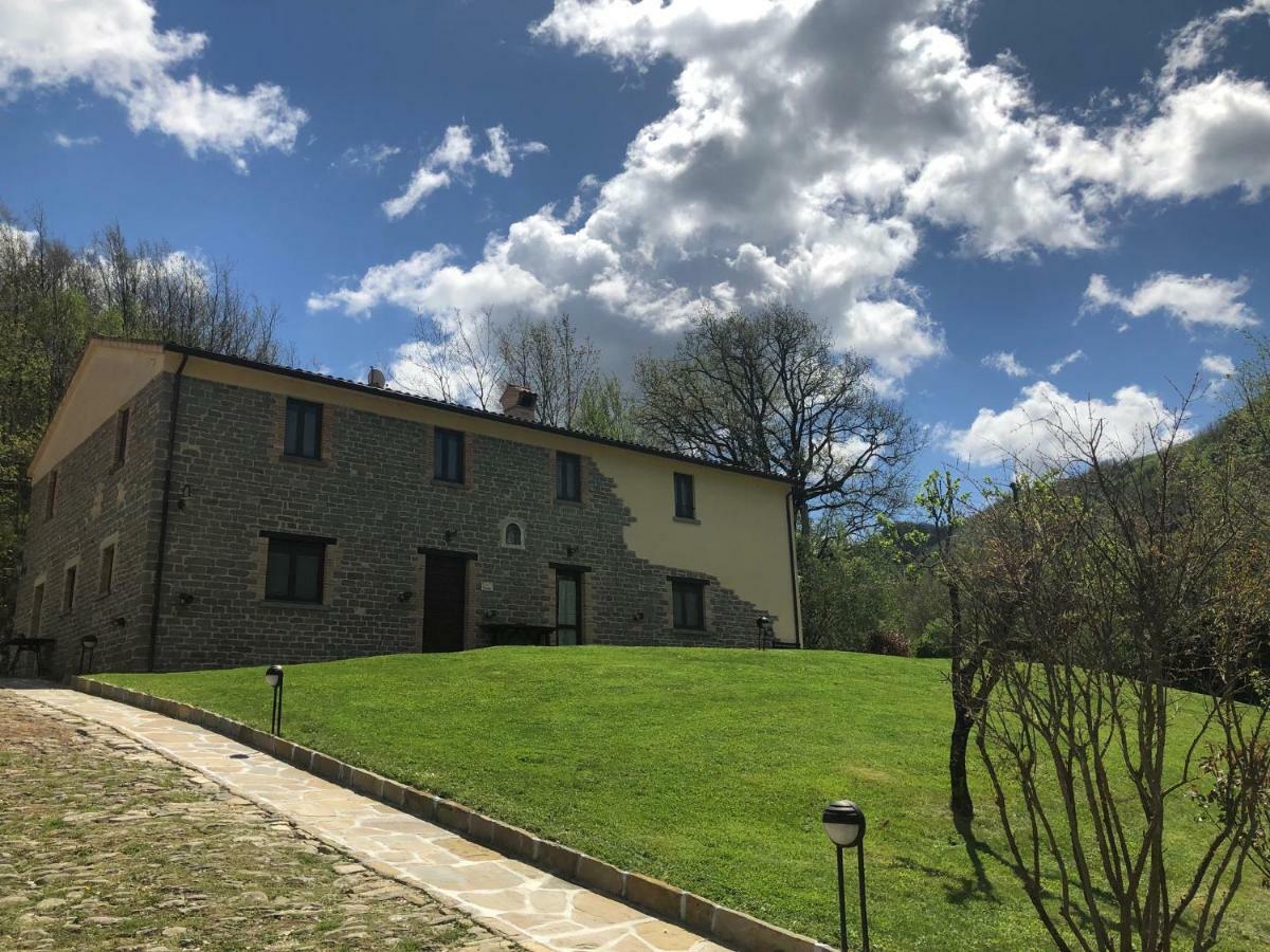 Agriturismo La Ferraia Pianello  Luaran gambar